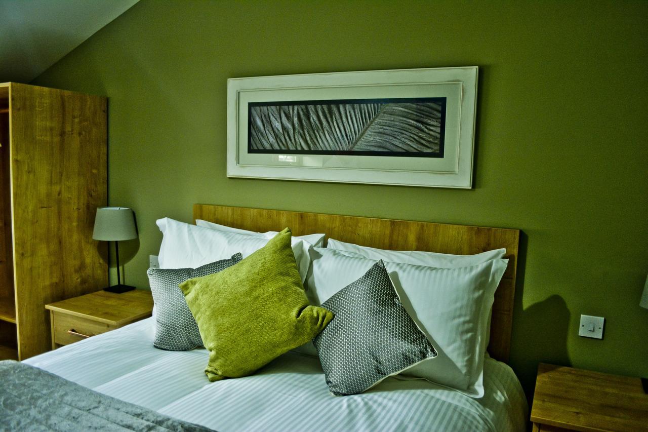 Bed and Breakfast The Ugly Duckling Телфорд Экстерьер фото